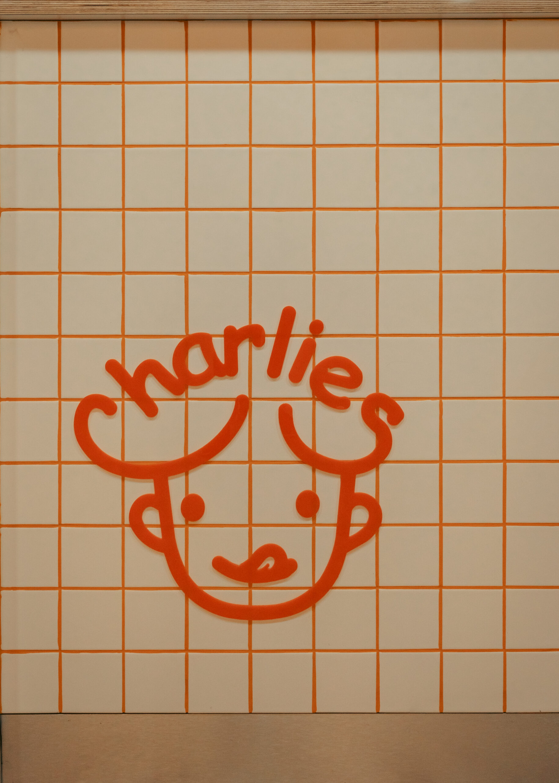 Business Renovation | Custom tables and chairs for restaurants in Dublin I Dublin Builders | Commercial Builders I Forja Works I Charlie's Dublin